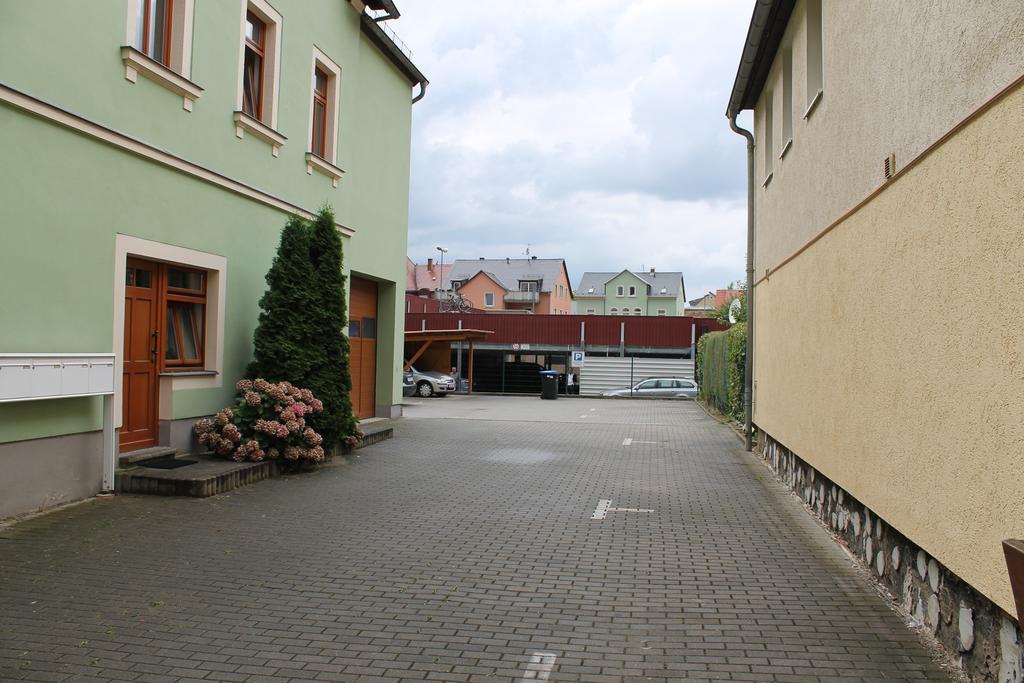 Gasthaus& Pension Zum Roten Haus Bad Schandau Esterno foto